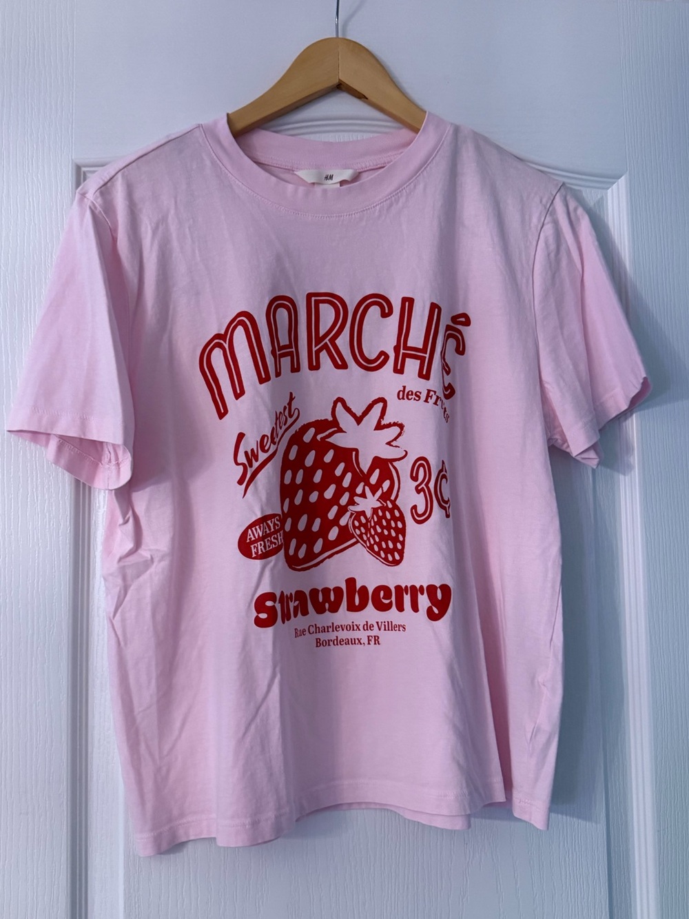 H&M Pink Graphic Tee large